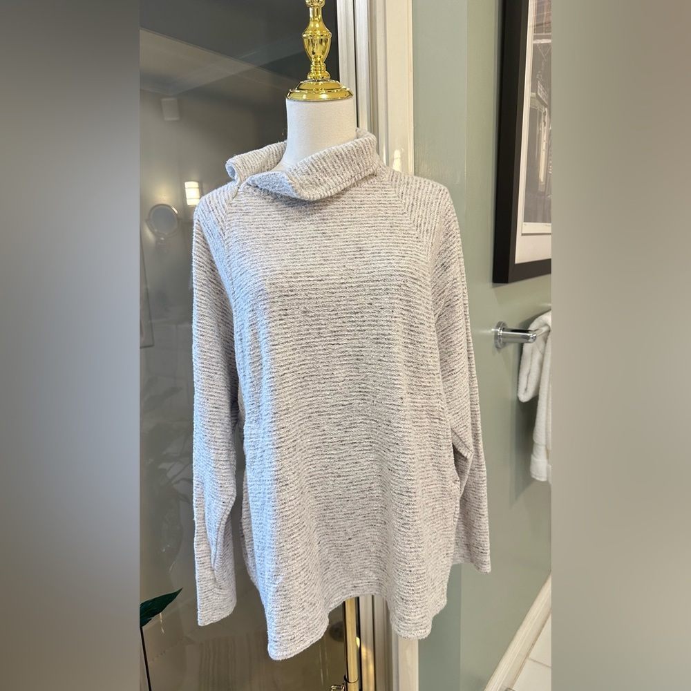 Cozy Women's Gray Cowl Neck Sweater